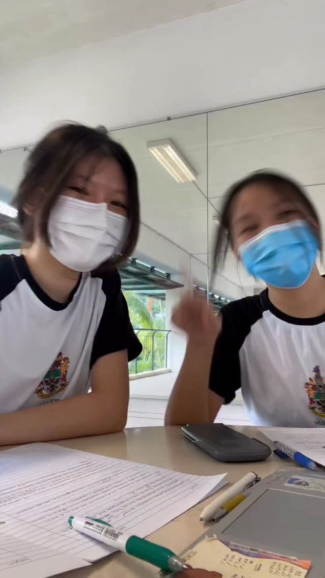 Instagram post from lockinedu. This post is in position 0.